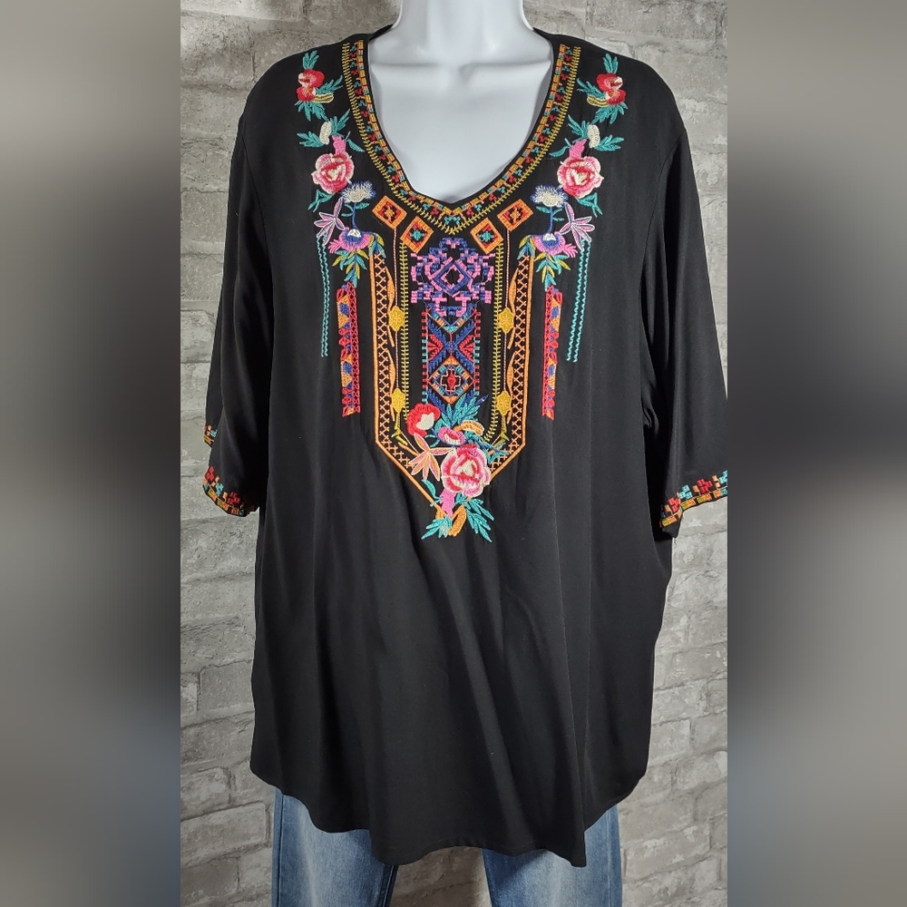 Komili Embroidered Rayon Top